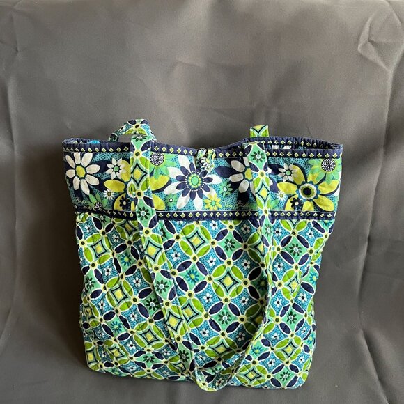 Vera Bradley Handbags - Vera Bradley Floral Quilted Tote Bag Blue/Green Geometric Daisy Pattern Cotton S